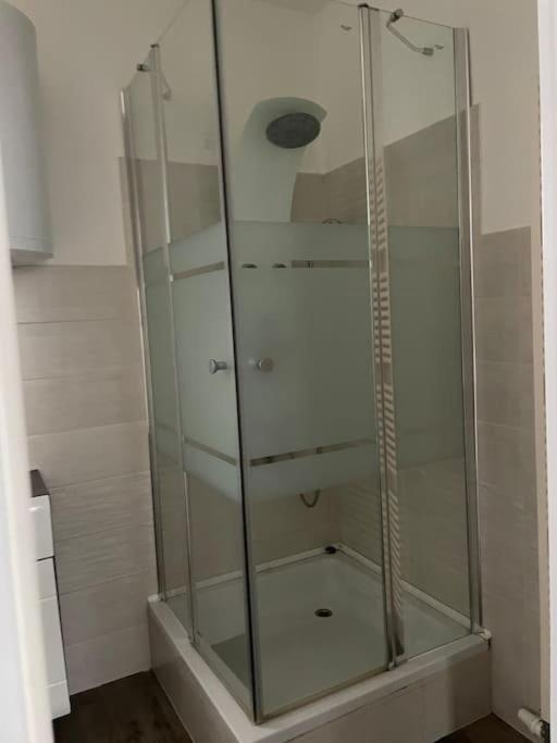 Cozy Apartment Next Outlet Center & Airport With Pool & Garden Parndorf Exterior foto