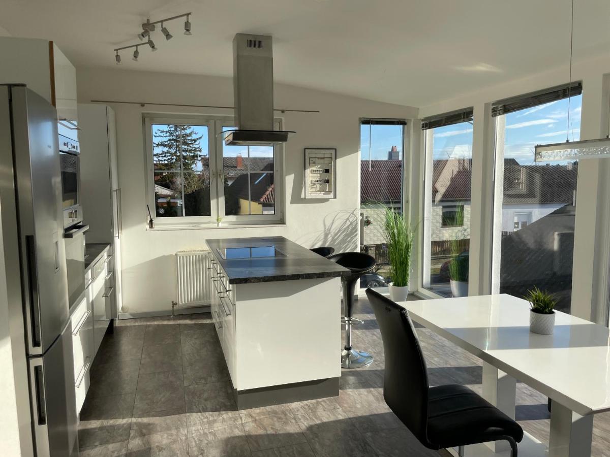 Cozy Apartment Next Outlet Center & Airport With Pool & Garden Parndorf Exterior foto