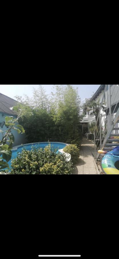 Cozy Apartment Next Outlet Center & Airport With Pool & Garden Parndorf Exterior foto