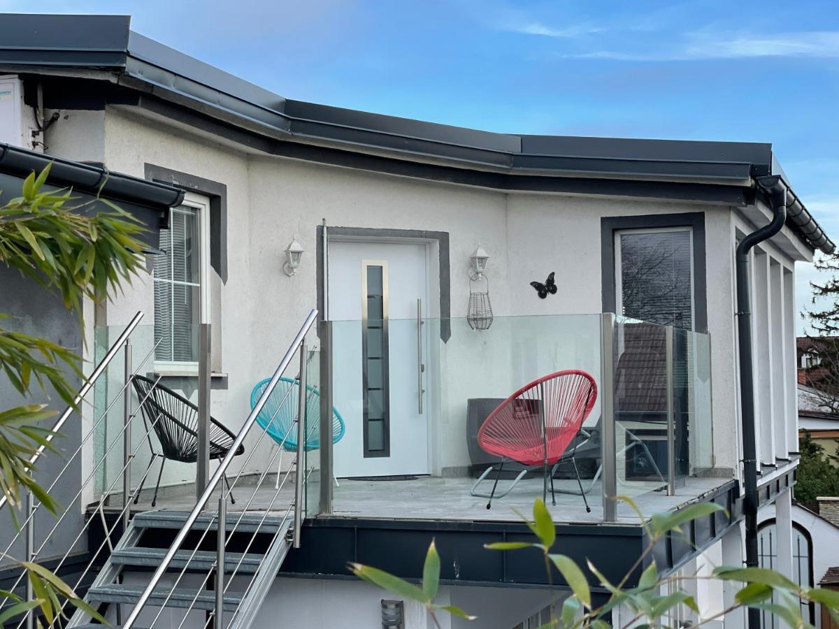 Cozy Apartment Next Outlet Center & Airport With Pool & Garden Parndorf Exterior foto